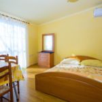 Sea View 1-Room Air Conditioned Apartment for 4 Persons AS-6761-b