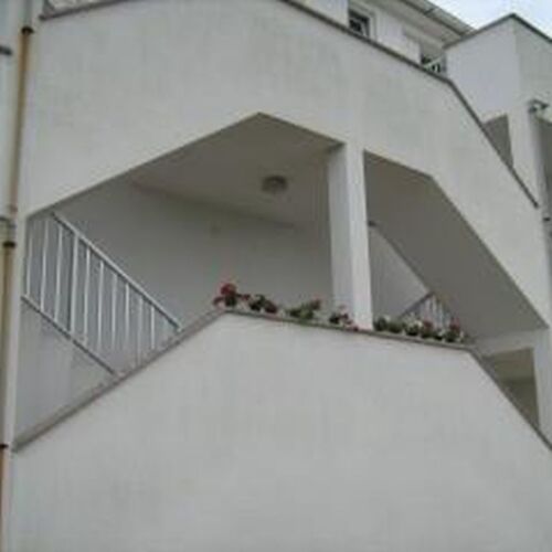 2-Room Air Conditioned Apartment for 4 Persons A-12169-d