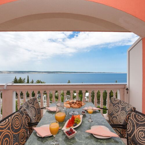 Apartament 4-osobowy z klimatyzacją z widokiem na morze z 2 pomieszczeniami sypialnianymi A-14113-b