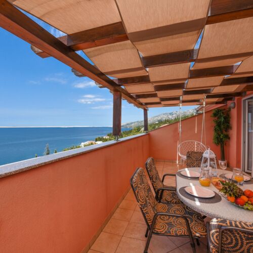 Apartament 6-osobowy z klimatyzacją z widokiem na morze z 3 pomieszczeniami sypialnianymi A-14113-c