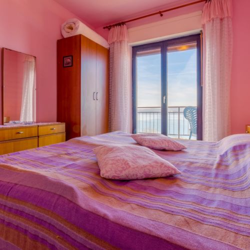 4-Zimmer-Apartment für 8 Personen Obergeschoss mit Aussicht auf das Meer