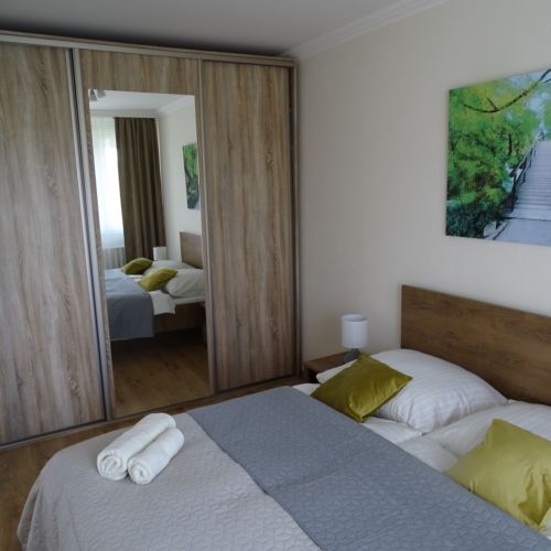 Apartament 6-osobowy z widokiem na rzekę z panoramą z 3 pomieszczeniami sypialnianymi