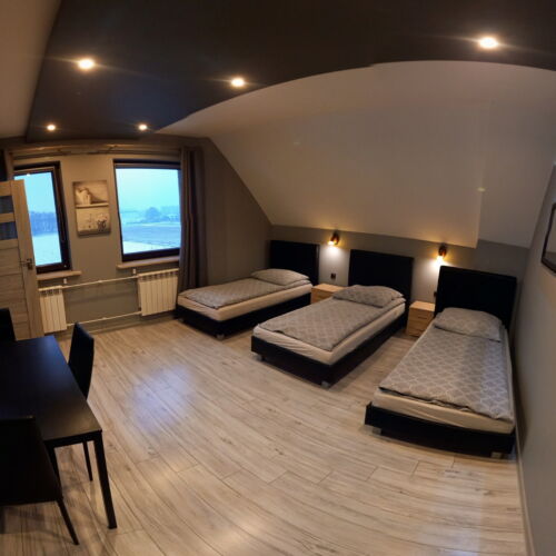 Pokój 3-osobowy na poddaszu Deluxe