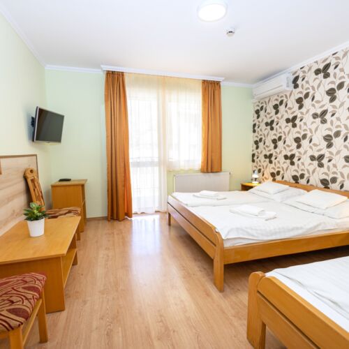 Emeleti franciaágyas szoba