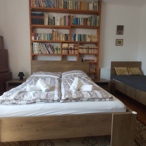 Whole House Family Summer House for 8 Persons