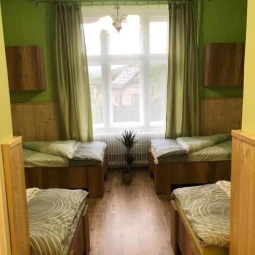 Pokój 4-osobowy na parterze z łazienką