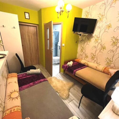 Pokój 2-osobowy Economy z łazienką