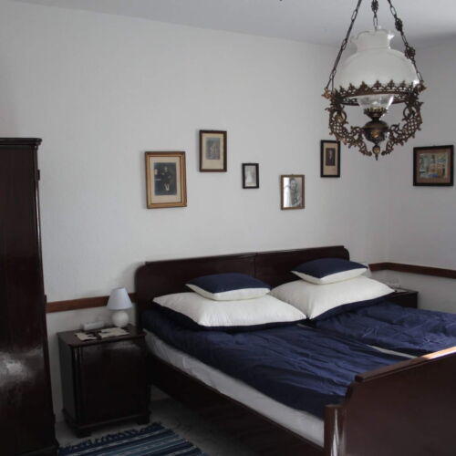 Casa rustică familial(ă) întreaga unitate pentru 7 pers. (se inchirieaza doar integral) (se poate solicita pat suplimentar)