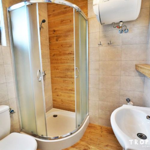 Apartament 9-osobowy 