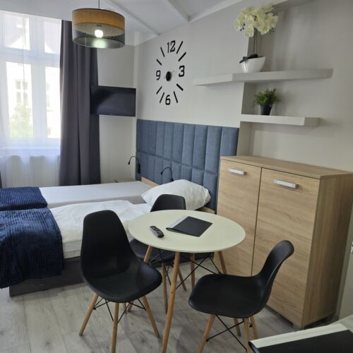 Apartament standard Plus la etaj cu 1 camera pentru 4 pers.