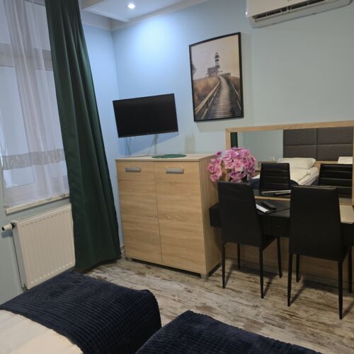 Apartament standard Plus cu balcon cu 1 camera pentru 2 pers.