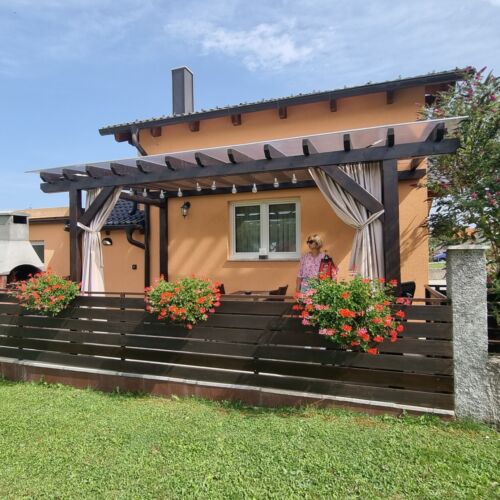 Tourist Apartman (jako celek) pro 2 os. na poschodí (s možností přistýlky)