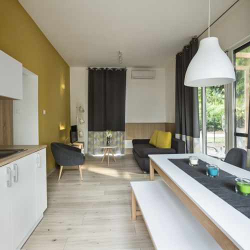 Apartament 4-osobowy Premia Przyjazny podróżom rodzinnym (możliwa dostawka)