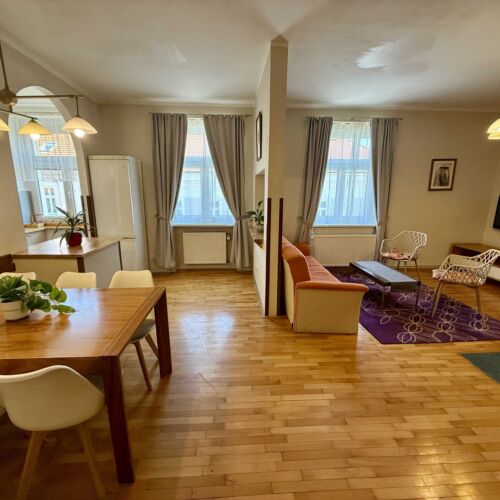 Apartman se sprchou s vlastní kuchyňkou pro 5 os. (s možností přistýlky)