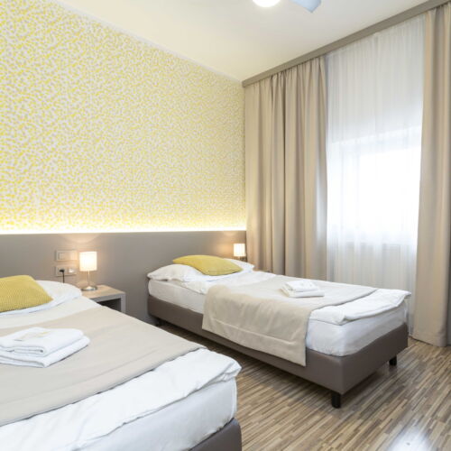 Twin Room with Shower