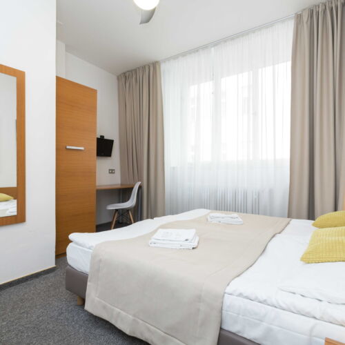 Double Room with Shower