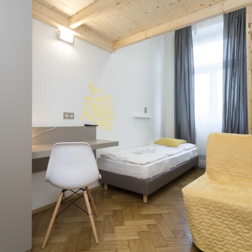 Economy Single Room with Shared Bathroom