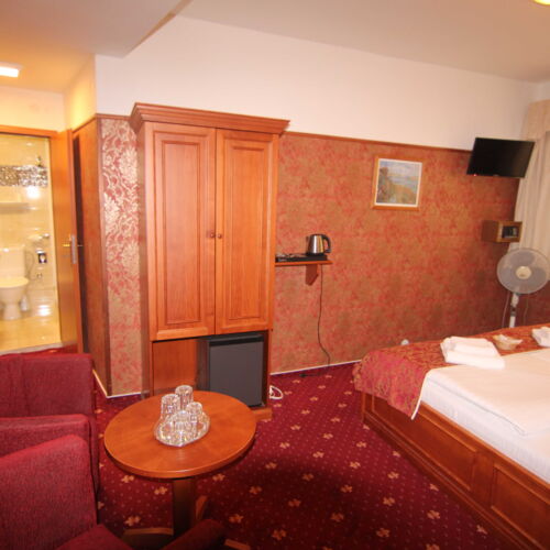 Economy Twin Room with Shower