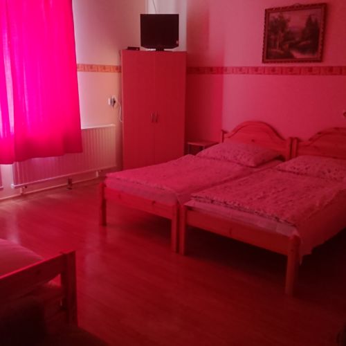 Quadruple Room (extra bed available)