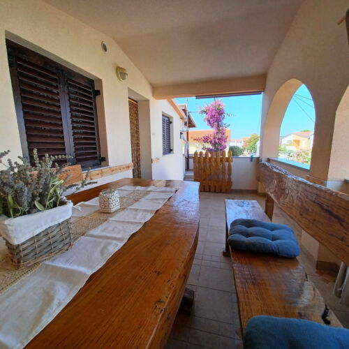 Apartament la etaj c cu 3 camere pentru 6 pers.