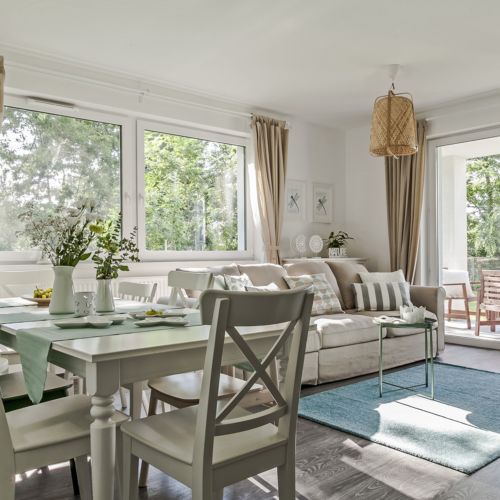 Apartament family cu vedere spre lac cu 3 camere pentru 8 pers.