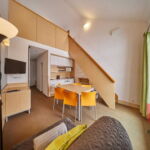 Apartment for 6 Persons with Shower and Kitchenette (extra bed available)