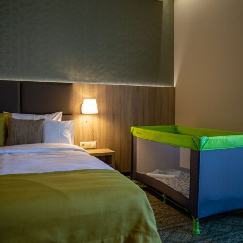 Pokój 2-osobowy z balkonem (możliwa dostawka)