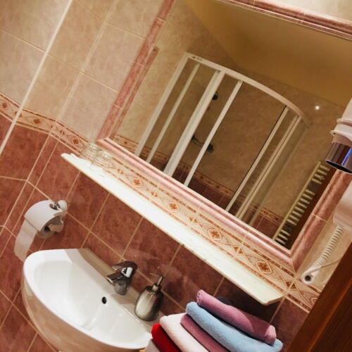 Classic Quadruple Room with Shower