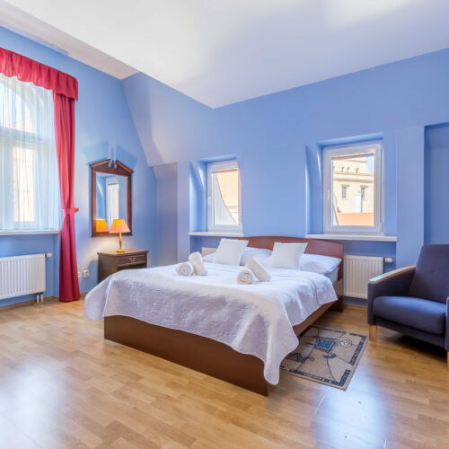 Deluxe 3-Room Family Apartment for 5 Persons (extra beds available)