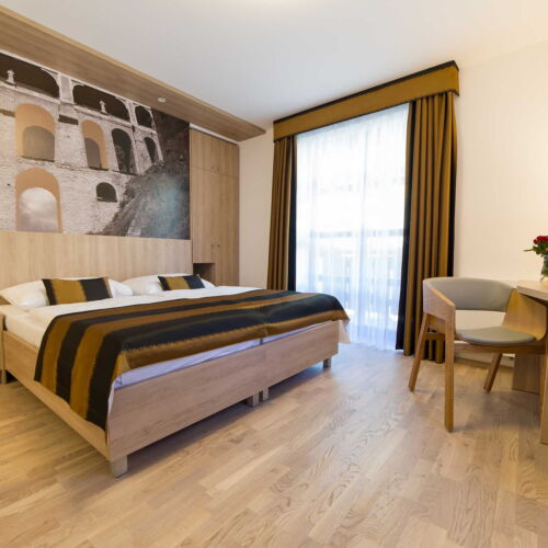 Apartman s balkónem s vanou pro 4 os. se 2 ložnicemi