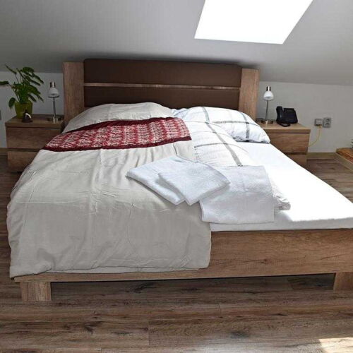 Apartament cu duș cu chicinetă proprie pentru 3 pers. (se poate solicita pat suplimentar)