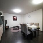 Upstairs 3-Room Apartment for 6 Persons "B"