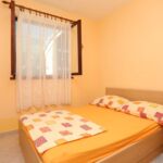 Tengerre néző légkondicionált 4 fős apartman 2 hálótérrel A-16131-a