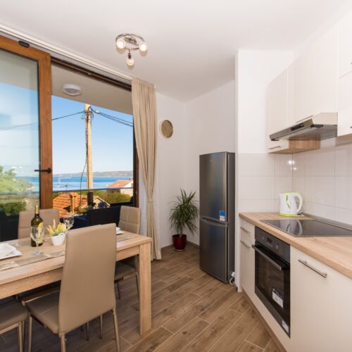 Sea View 1-Room Air Conditioned Apartment for 4 Persons A-16377-d