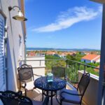 Pogled na more Klimatiziran apartman za 4 osoba(e) sa 2 spavaće(om) sobe(om) A-16655-d