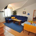 1-Room Air Conditioned Apartment for 2 Persons A-16846-c