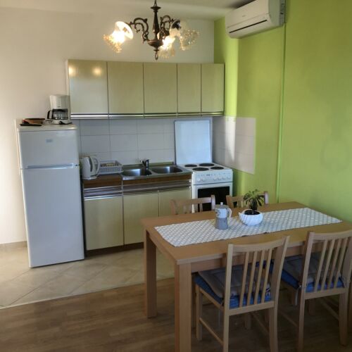 Apartament 4-osobowy z klimatyzacją z widokiem na morze z 2 pomieszczeniami sypialnianymi A-17034-a
