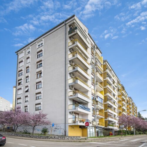 Sea View 2-Room Air Conditioned Apartment for 5 Persons A-17629-a