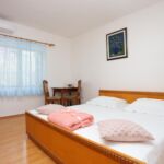 Klimatiziran soba sa francuskim krevetom (za 2 osoba(e)) S-17766-a