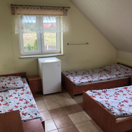 Pokój 3-osobowy ze wspólną łazienką ze wspólnym aneksem kuchennym