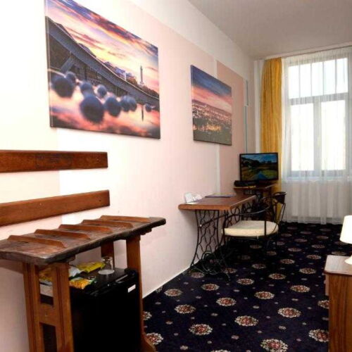 Camera single confort cu duș