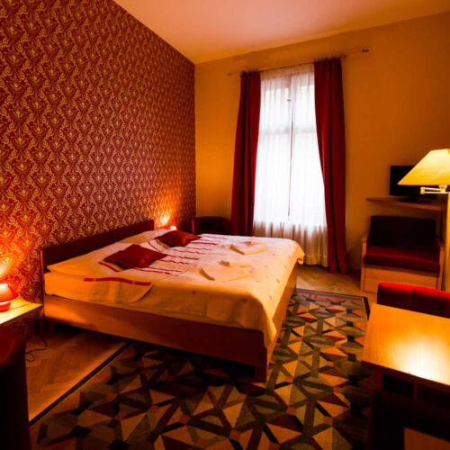 Pokoj se sprchou s klimatizací pro 2 os.