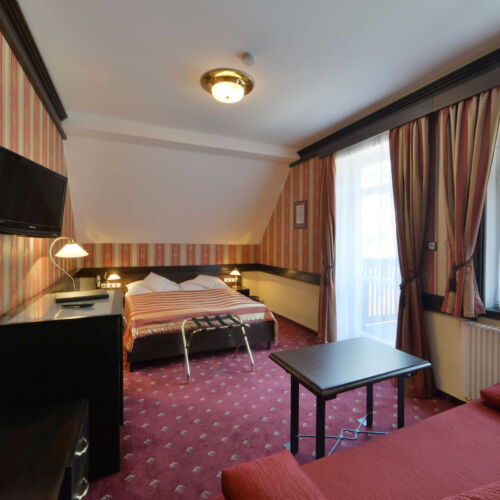 Pokoj s balkónem se sprchou pro 2 os. (s možností přistýlky)