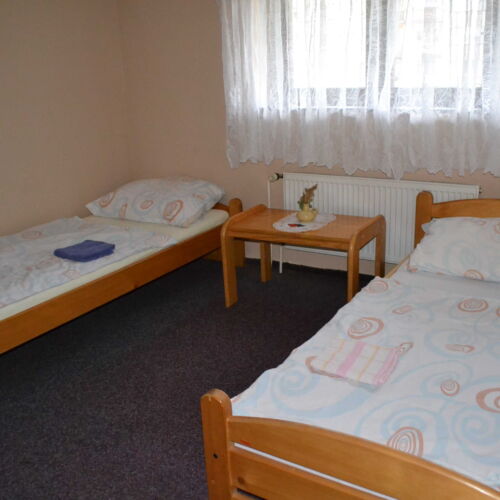 Apartman s koupelnou se sprchou pro 5 os. se 2 ložnicemi