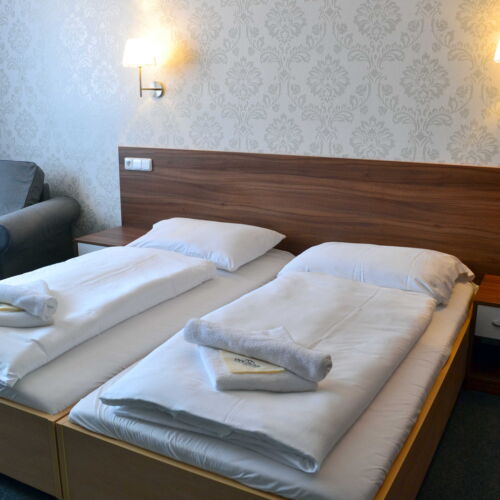 Pokoj s klimatizací  pro 2 os. (s možností přistýlky)