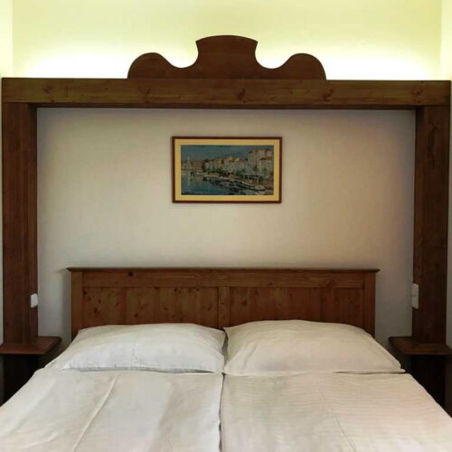 Pokój 2-osobowy z klimatyzacją z prysznicem (możliwa dostawka)