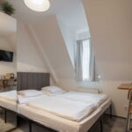 Dvoulůžkový pokoj typu Standard s manželskou postelí nebo oddělenými postelemi