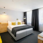 501 - dvoulůžkový pokoj typu Premium Imperial s manželskou postelí, vířivou vanou a balkónem - Infinito - Cristina Mejia