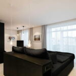 503 - dvoulůžkový pokoj typu Premium Imperial s manželskou postelí, vířivou vanou a balkónem - Mišo - Chybik&Kristof Architects and Urban Designers