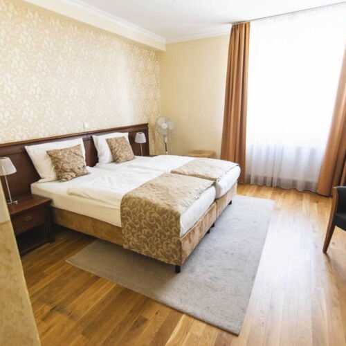 Standard Pokoj se sprchou pro 2 os.